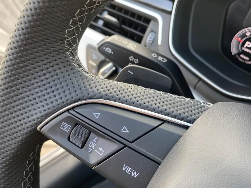 Audi A4 Avant Sline 7ST Quattro 2,0TDI  / 150kW
