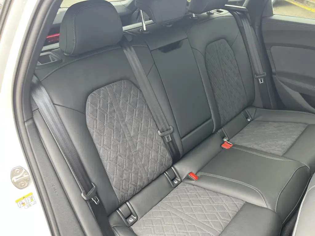 Audi A5 Avant quattro 7STR 2,0TDI / 150kW