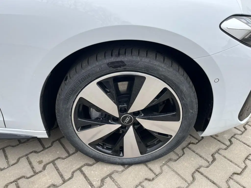 Audi A5 Avant quattro 7STR 2,0TDI / 150kW