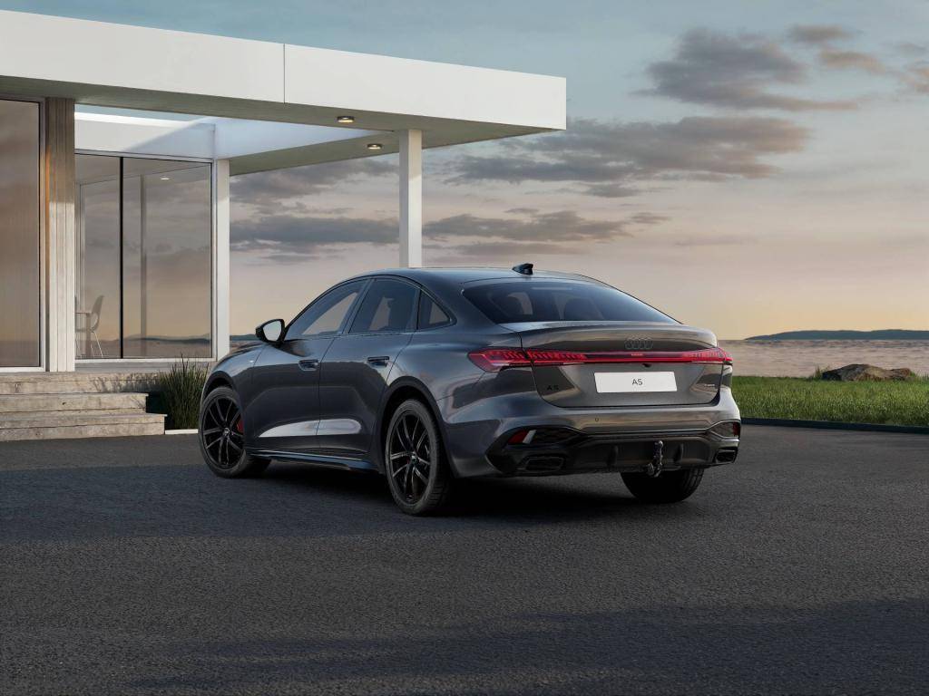 Audi A5 Limuzína quattro 7STR 2,0TFSI / 150kW