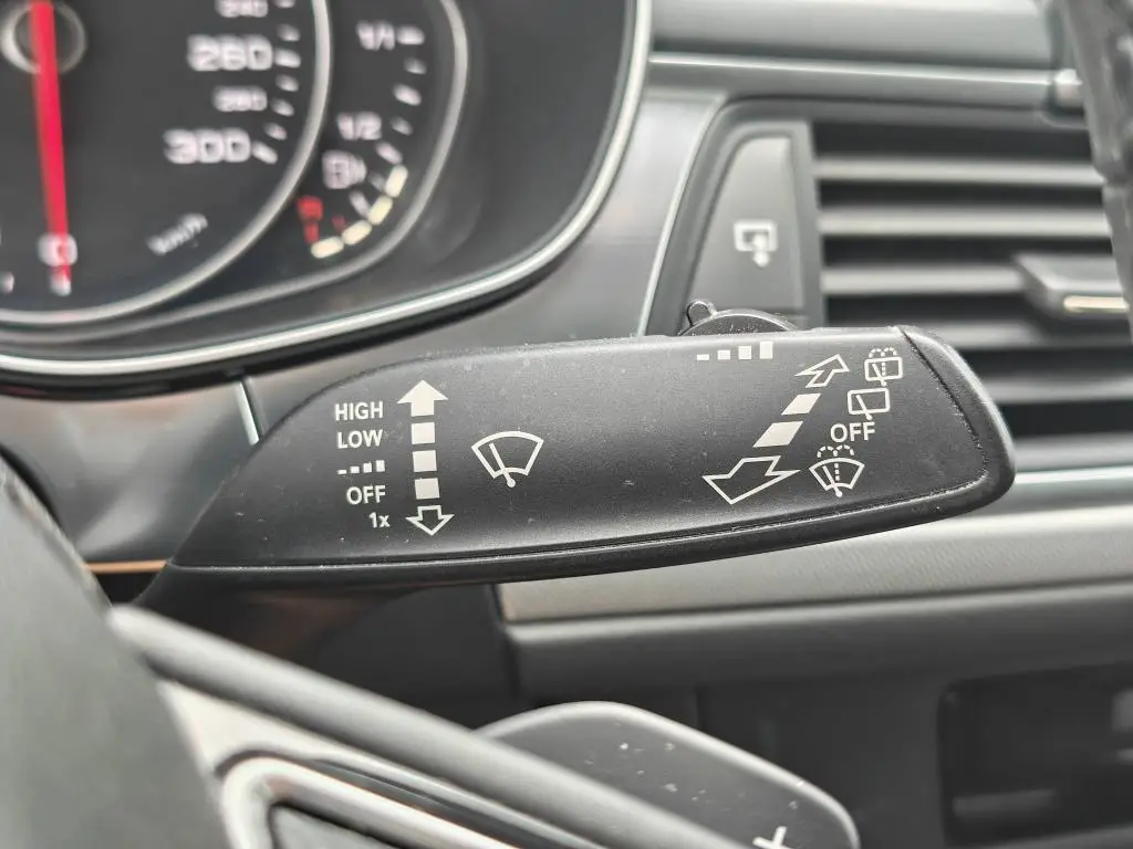 Audi A6 allroad quattro  ASB / 200kW