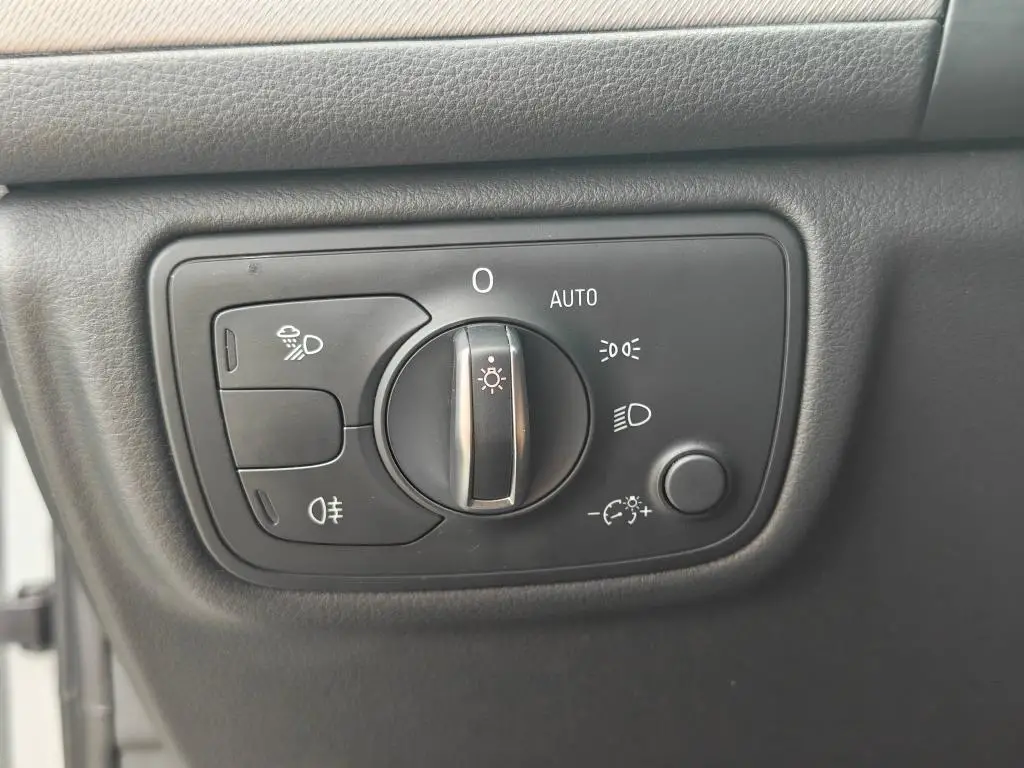 Audi A6 allroad quattro  ASB / 200kW