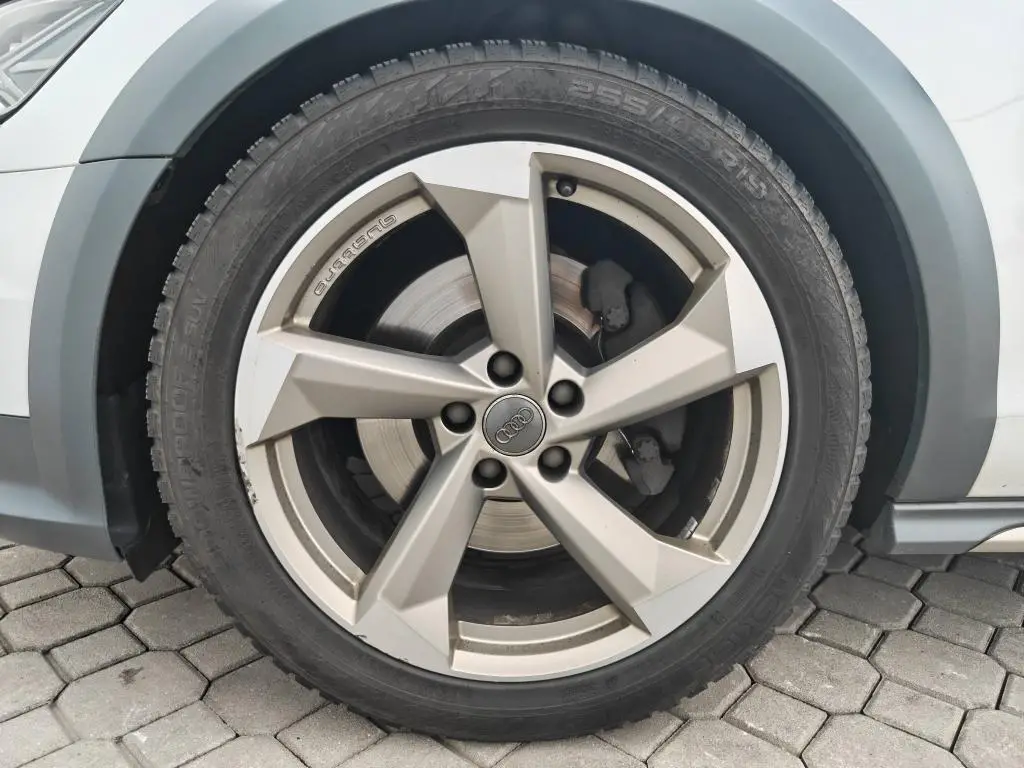 Audi A6 allroad quattro  ASB / 200kW