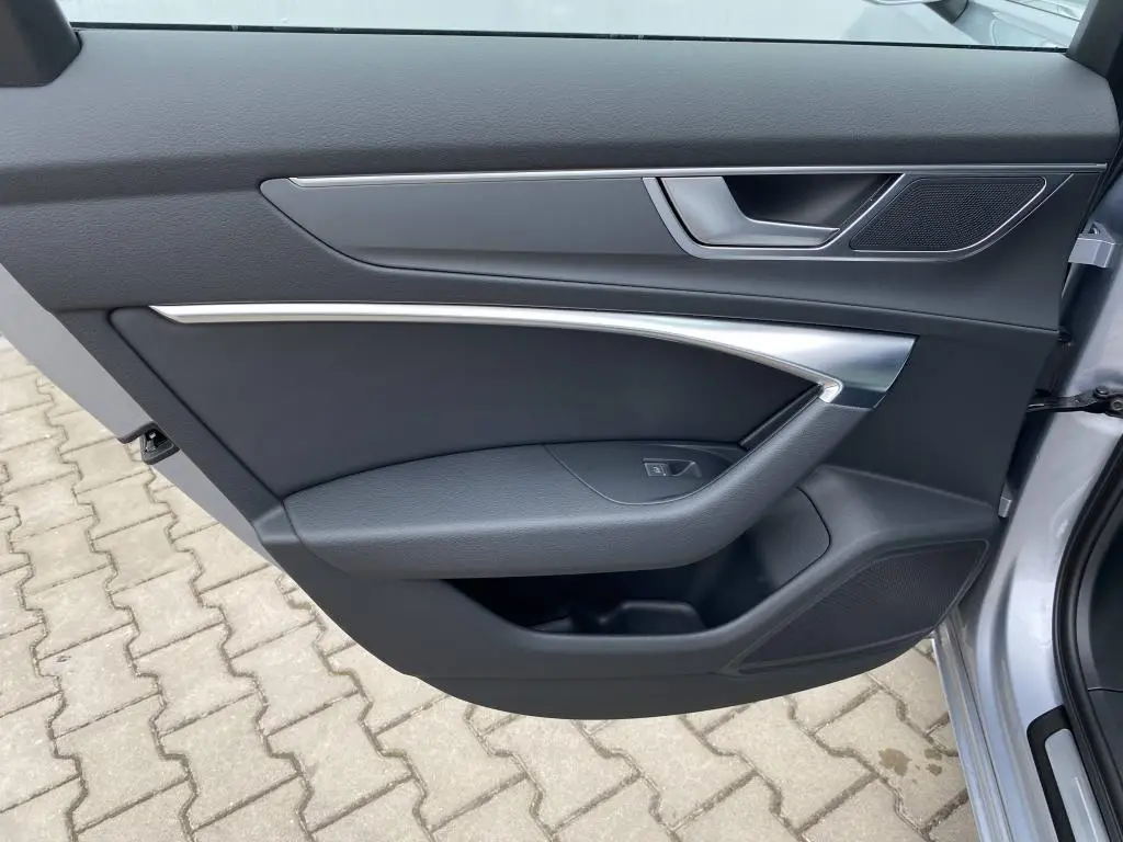 Audi A6 Avant 40 Sline quattro ST7 2,0TDI / 150kW