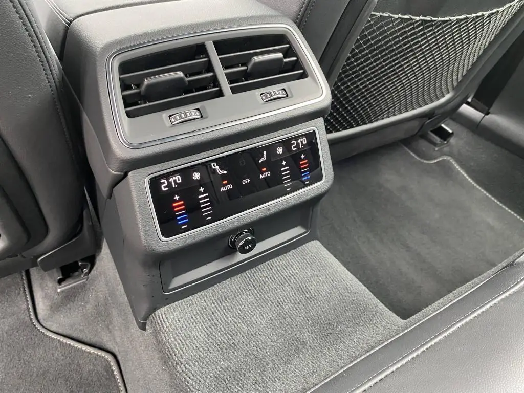 Audi A6 Avant 40 Sline quattro ST7 2,0TDI / 150kW