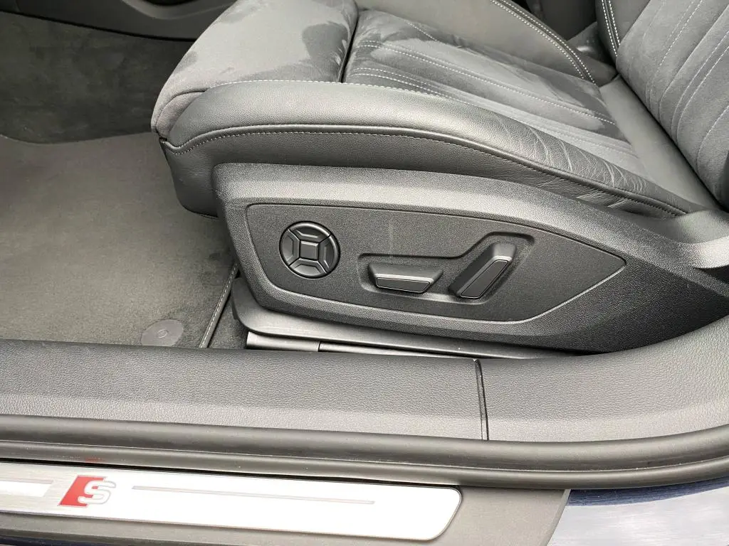 Audi A6 Avant 40 Sline quattro ST7 2,0TDI / 150kW