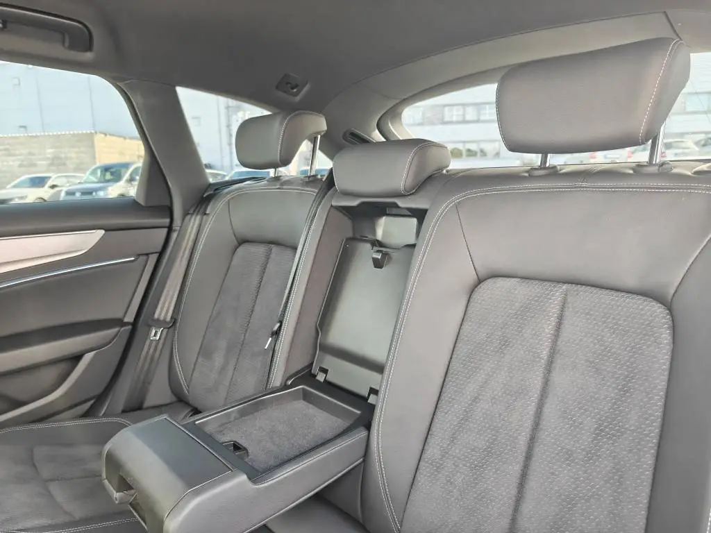 Audi A6 Avant 40 Sline ST7 2,0TDI / 150kW