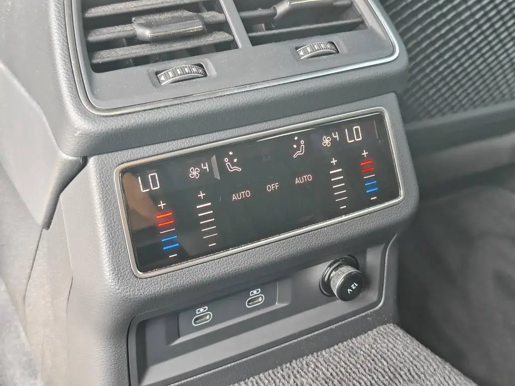 Audi A6 Avant 40 Sline ST7 2,0TDI / 150kW