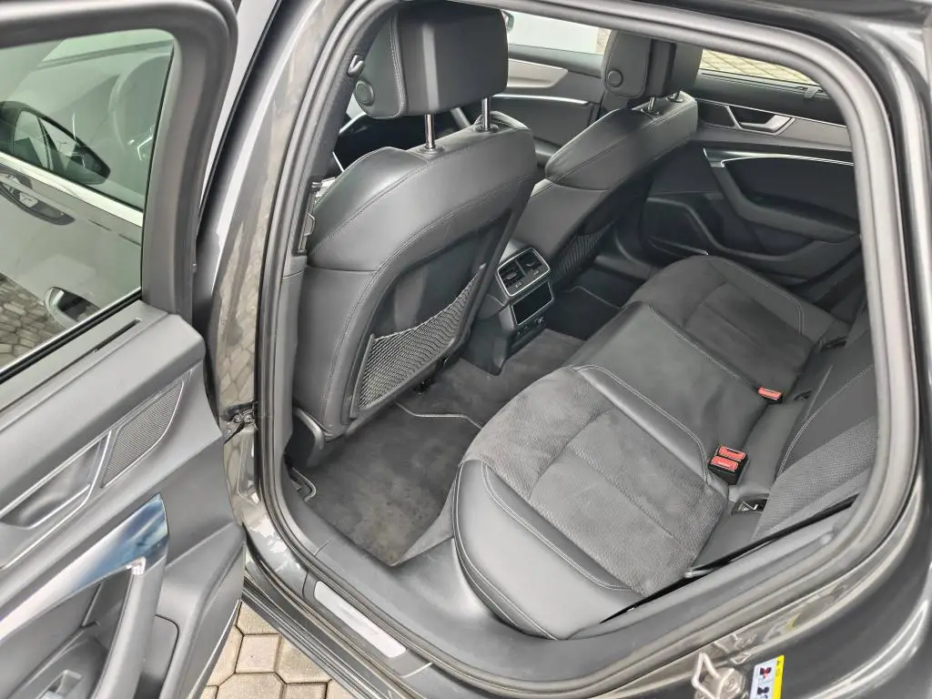 Audi A6 Avant 45 Sport Quattro 7ST 3,0TDI / 180kW