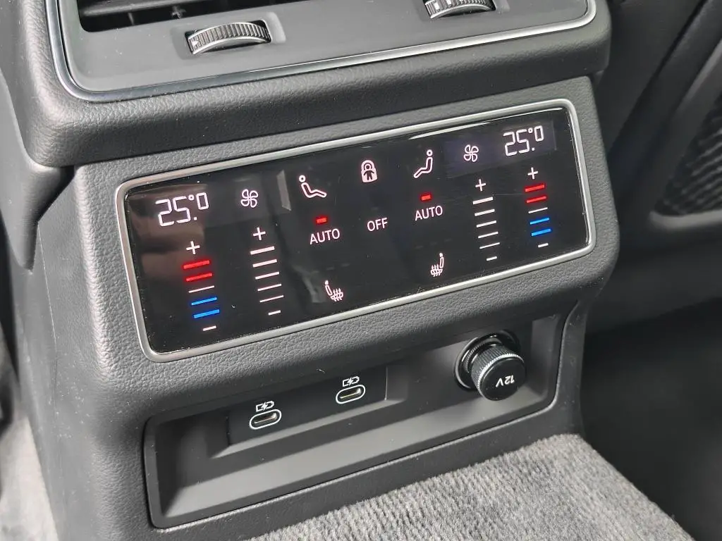 Audi A6 Avant 45 Sport Quattro 7ST 3,0TDI / 180kW