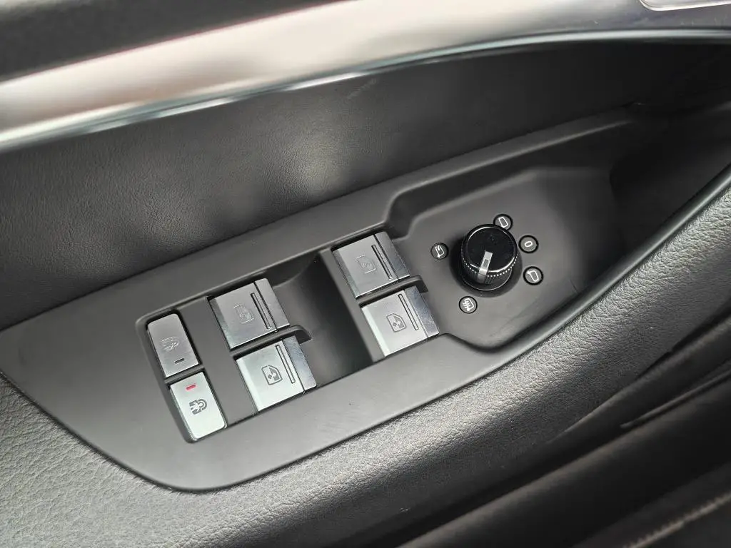 Audi A6 Avant 45 Sport Quattro 7ST 3,0TDI / 180kW