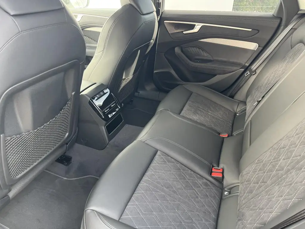 Audi A6 Avant A6 e-hybrid Quattro 2,0TFSI / 270kW