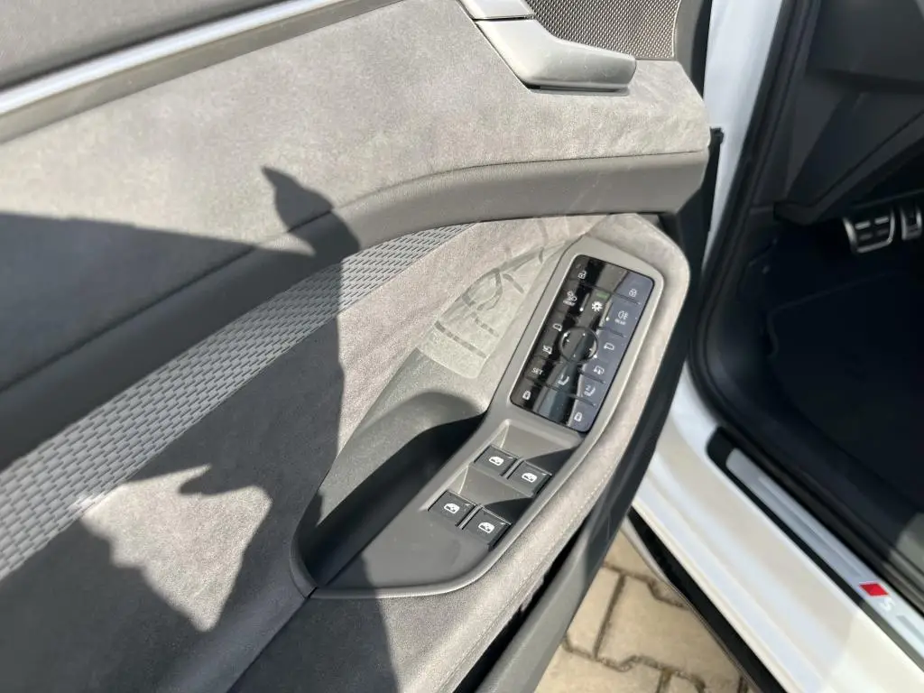 Audi A6 Avant A6 e-hybrid Quattro 2,0TFSI / 270kW