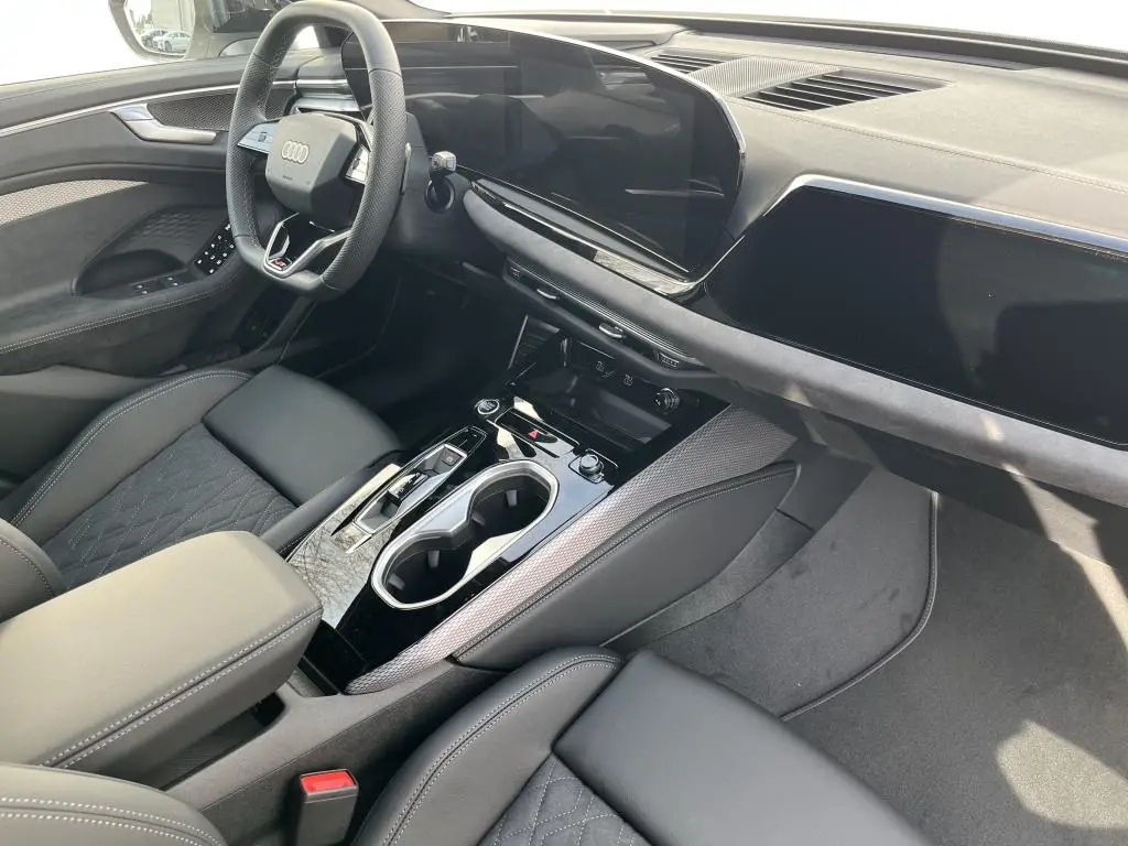 Audi A6 Avant A6 e-hybrid Quattro 2,0TFSI / 270kW