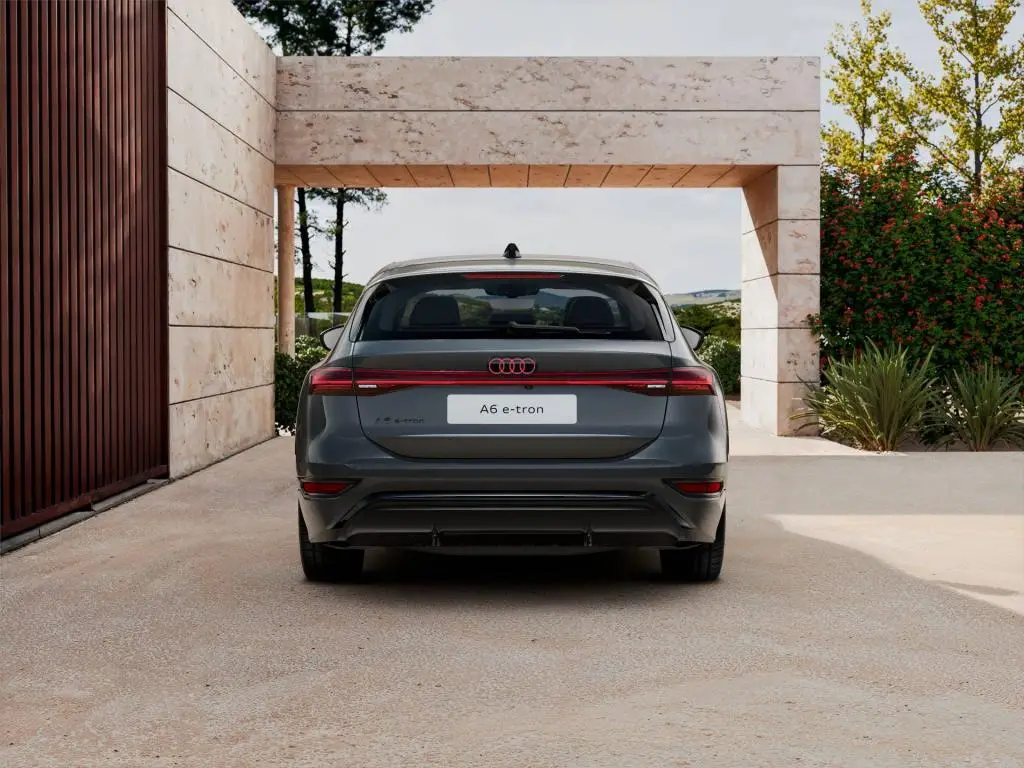 Audi A6 Avant e-tron 210 kW