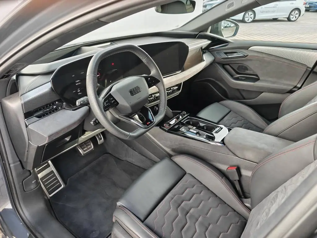 Audi A6 Avant e-tron Performance 100kWh  / 270kW