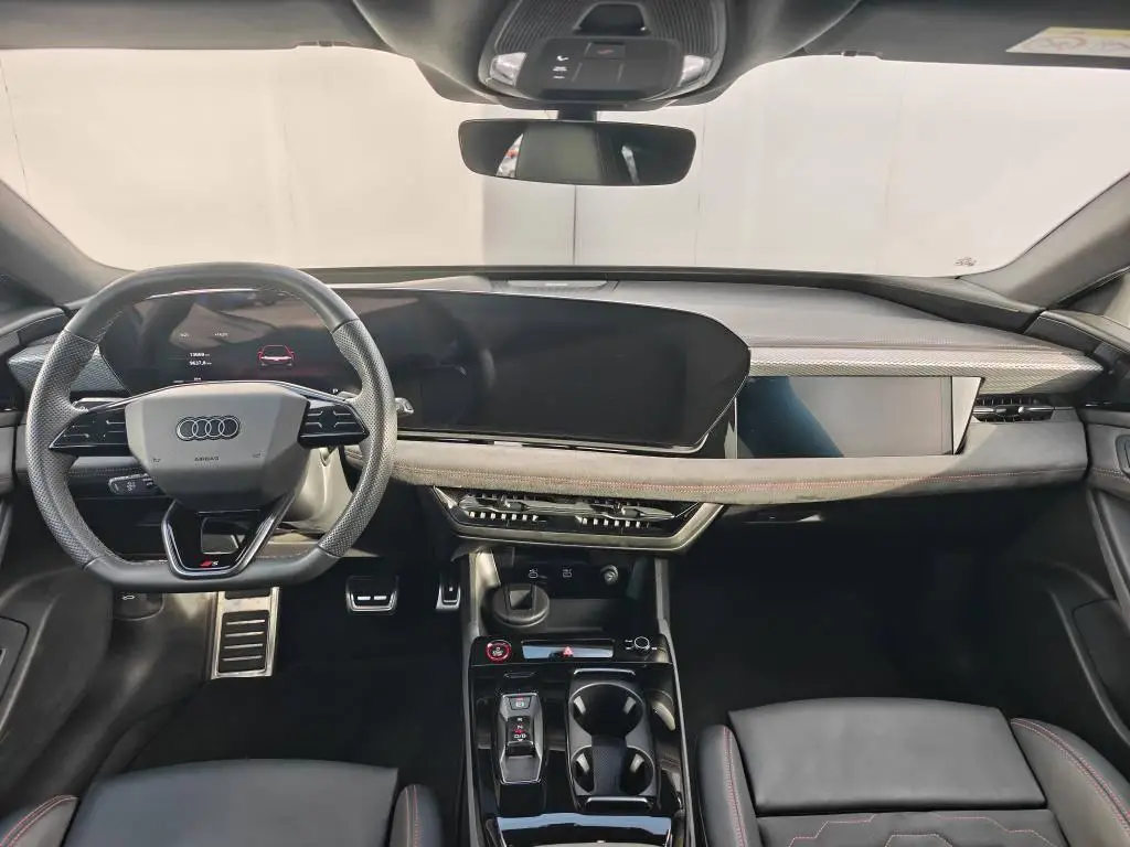 Audi A6 Avant e-tron Performance 100kWh  / 270kW