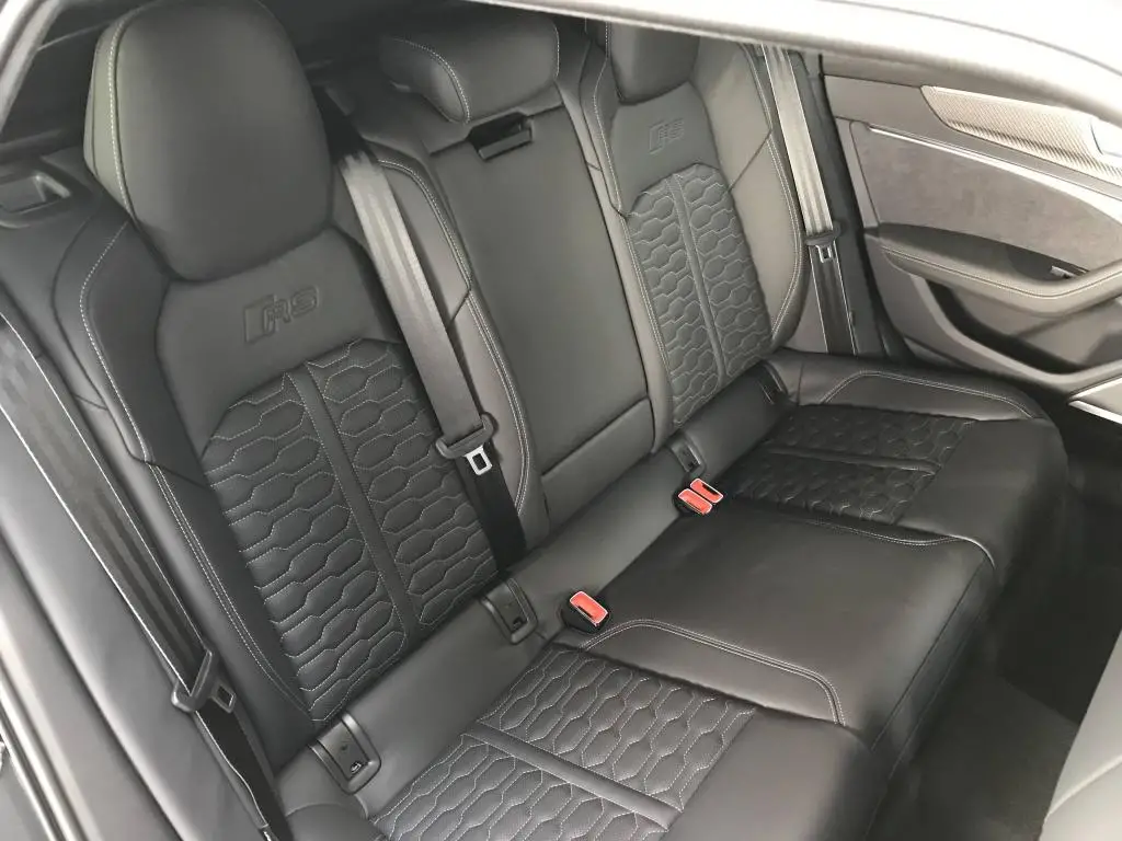 Audi A6 Avant RS6 perf.Avant Quattro 8TT 4,0TFSI / 463kW