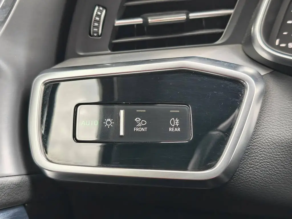 Audi A6 Avant Sport Quattro 8TT 2,0TDI / 150kW