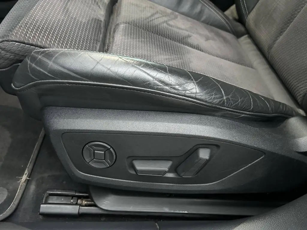 Audi A6 Avant Sport Quattro 8TT 3,0TDI / 210kW