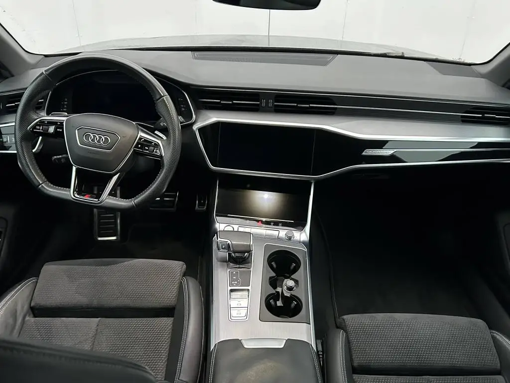 Audi A6 Avant Sport Quattro 8TT 3,0TDI / 210kW