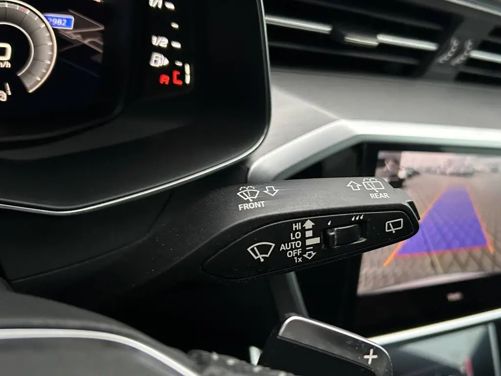 Audi A6 Avant Sport Quattro 8TT 3,0TDI / 210kW