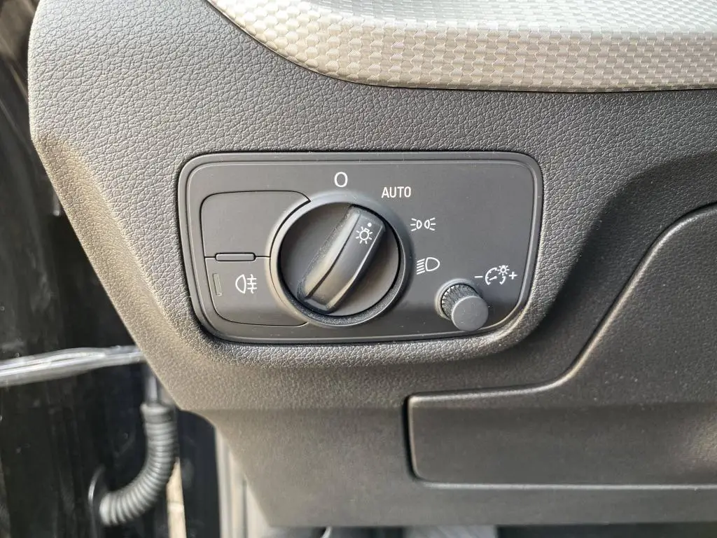 Audi Q2 35 STT 1,5TFSI / 110kW