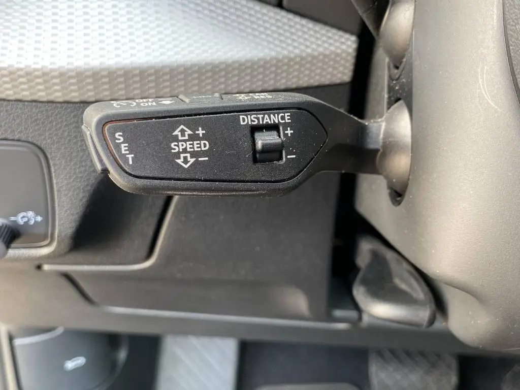 Audi Q2 35 STT 1,5TFSI / 110kW