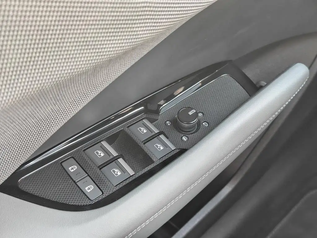 Audi Q3 7STT  1,5 TFSI / 110kW