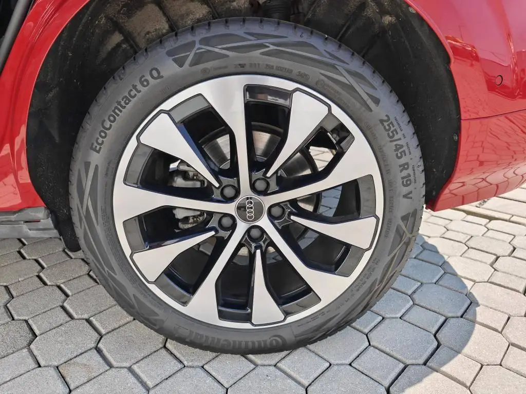 Audi Q3 7STT  1,5 TFSI / 110kW