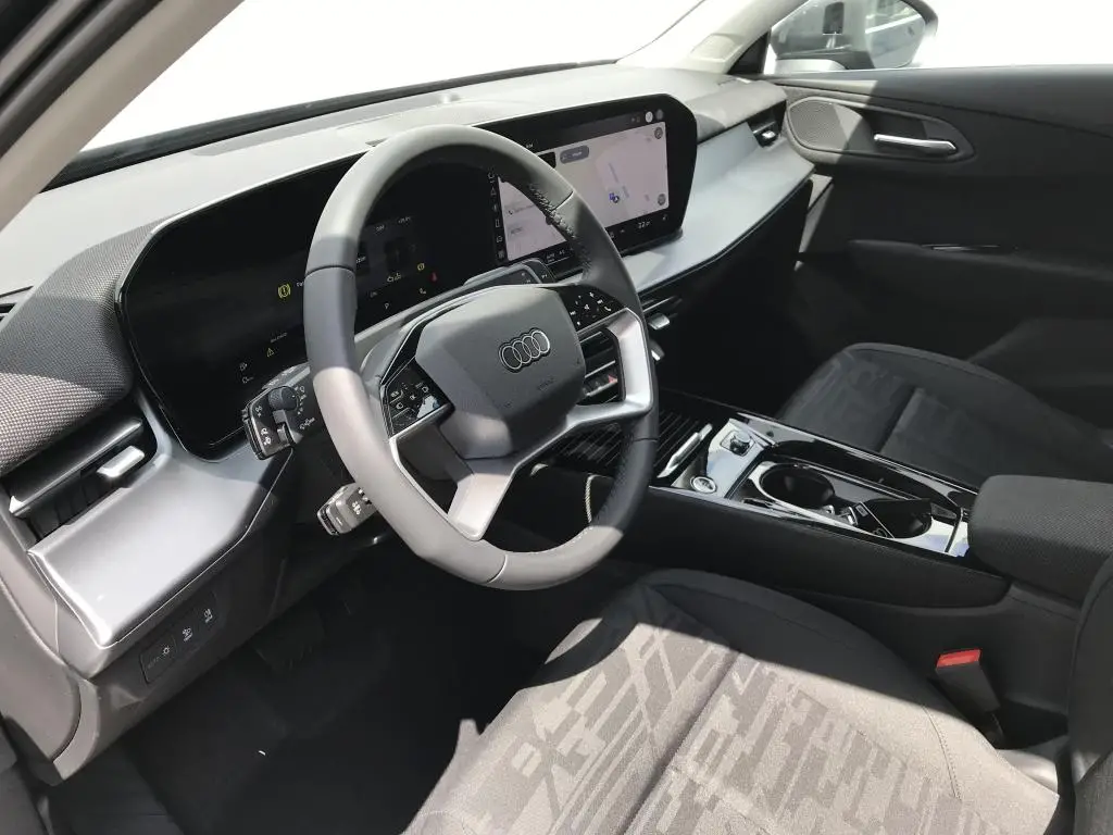 Audi Q3 7STT  1,5 TFSI / 110kW