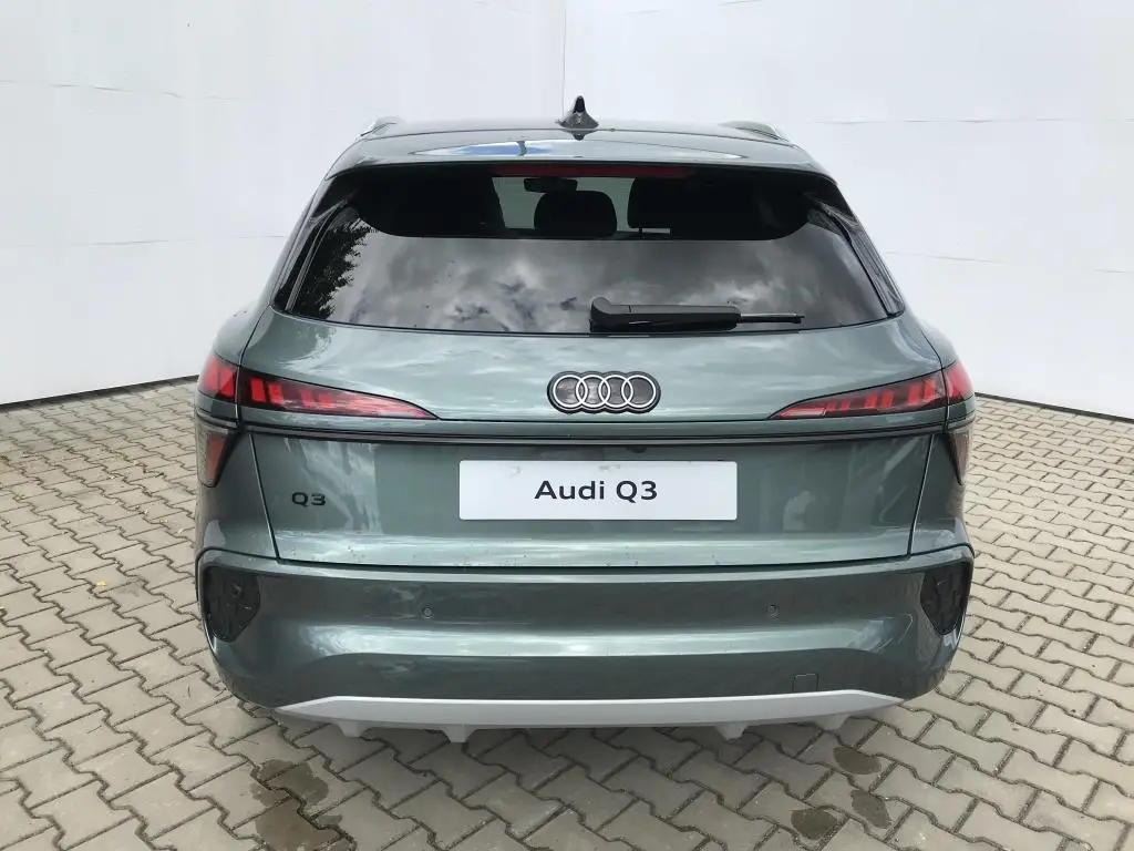 Audi Q3 7STT  1,5 TFSI / 110kW
