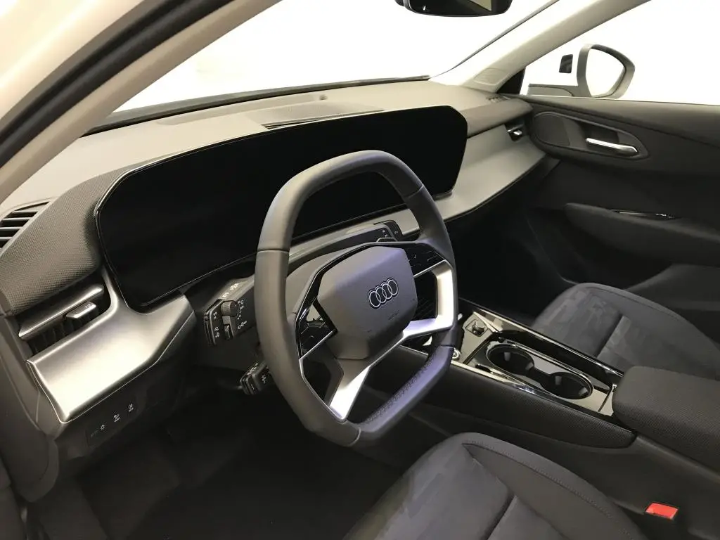 Audi Q3 7STT  1,5 TFSI / 110kW