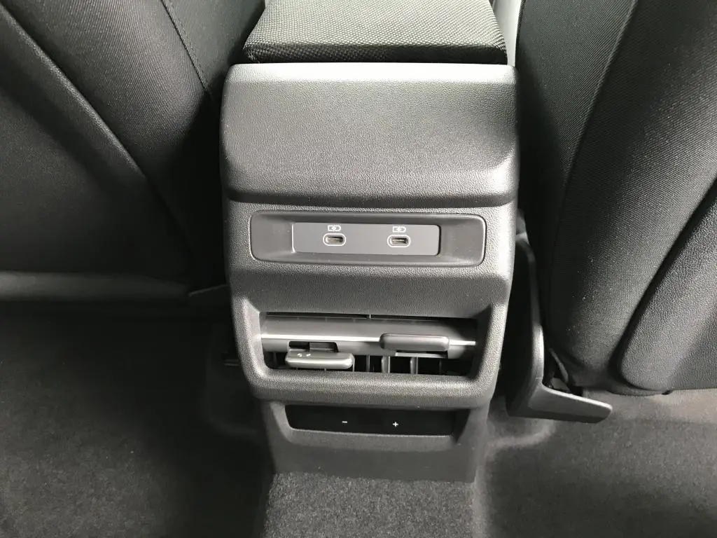Audi Q3 7STT  1,5 TFSI / 110kW