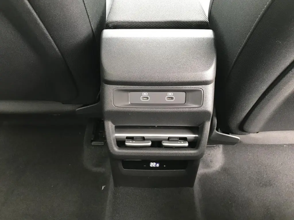Audi Q3 7STT  1,5 TFSI / 110kW