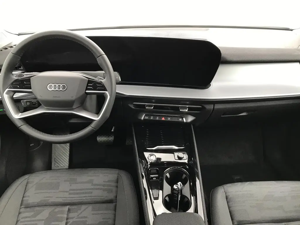 Audi Q3 7STT  1,5 TFSI / 110kW