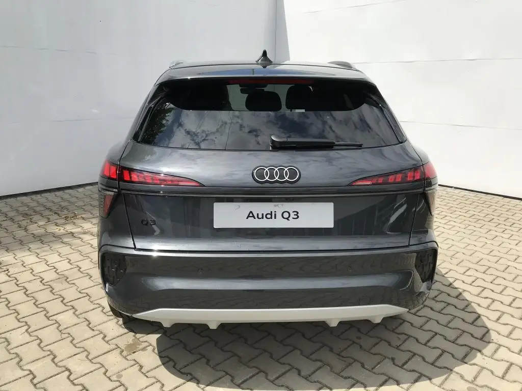 Audi Q3 7STT  1,5 TFSI / 110kW