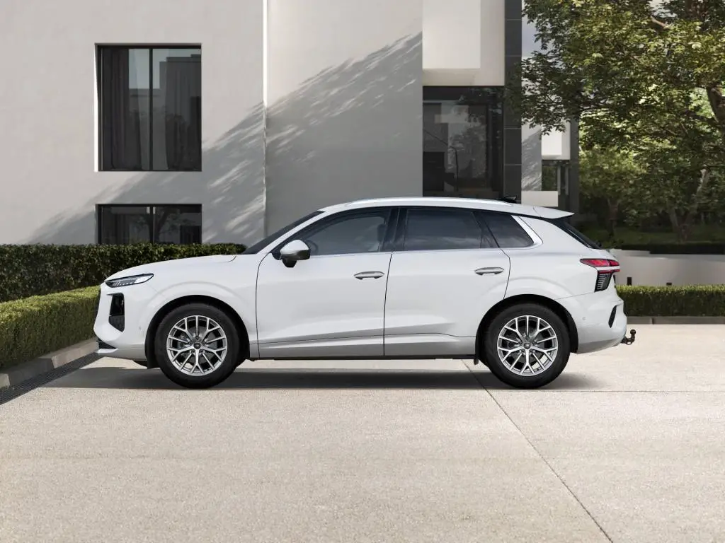 Audi Q3 7STT  1,5 TFSI / 110kW