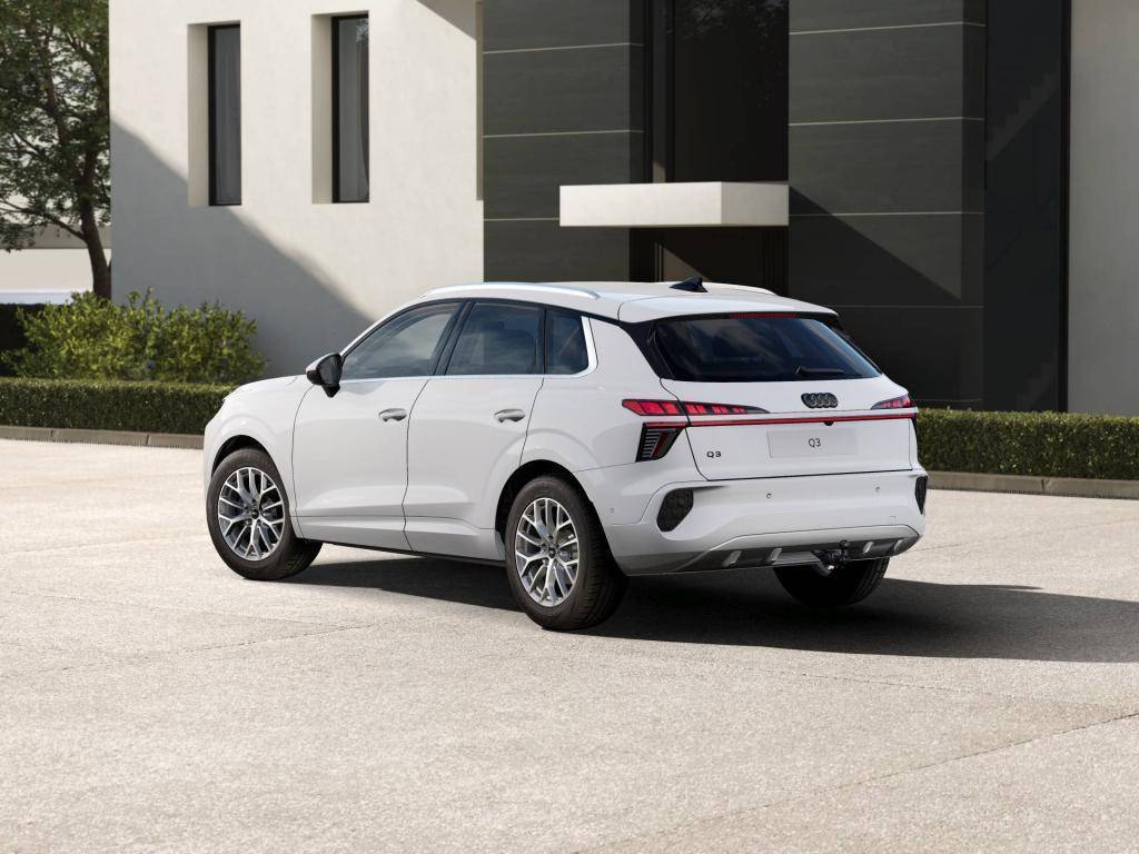 Audi Q3 7STT  1,5 TFSI / 110kW