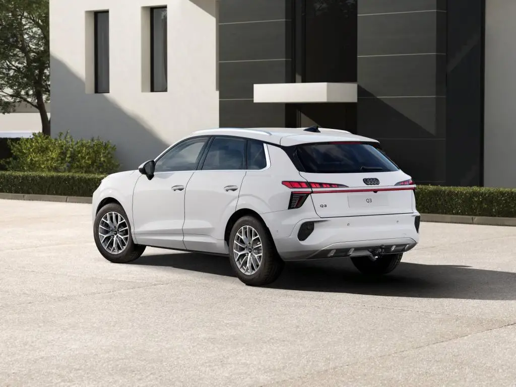 Audi Q3 7STT  1,5 TFSI / 110kW