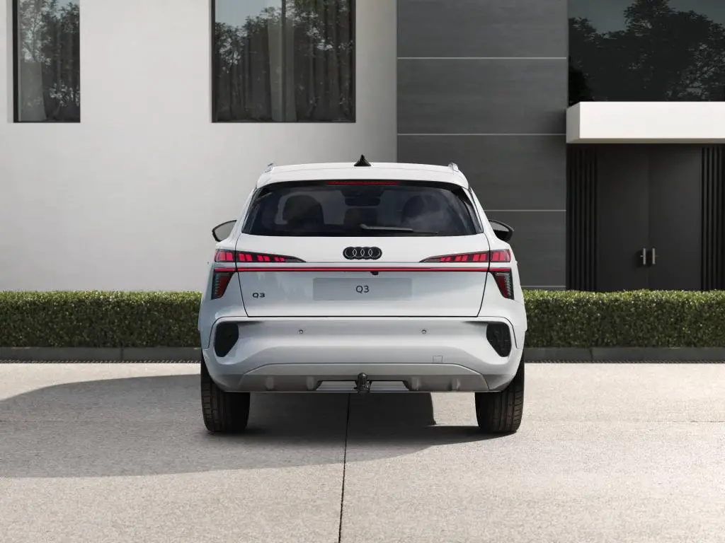 Audi Q3 7STT  1,5 TFSI / 110kW
