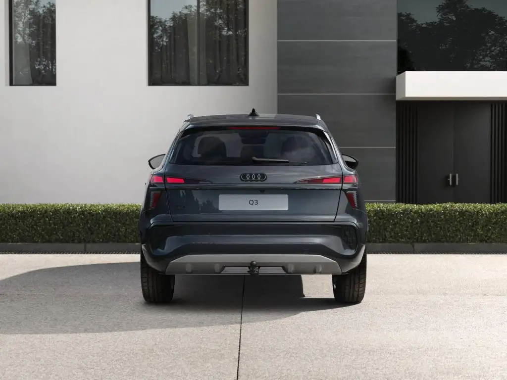 Audi Q3 7STT  1,5 TFSI / 110kW