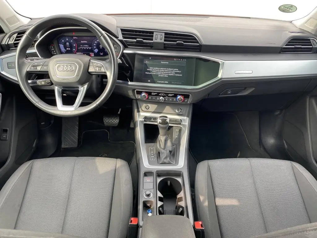 Audi Q3 Quattro S tronic 2,0TDI / 110kW