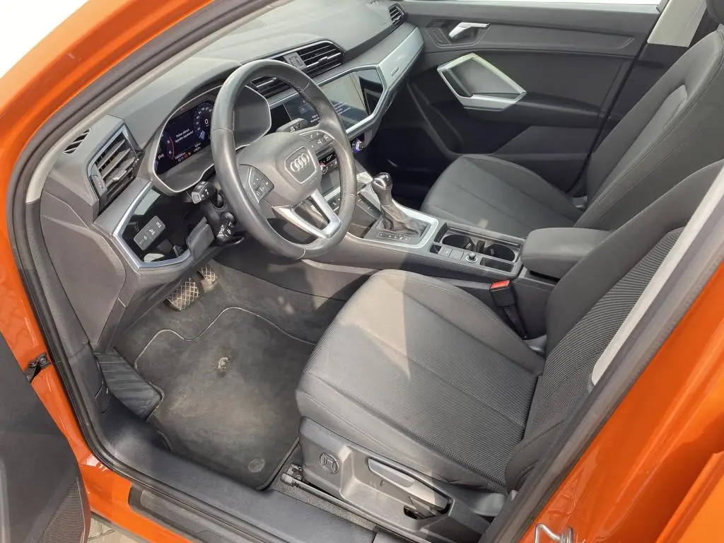 Audi Q3 Quattro S tronic 2,0TDI / 110kW