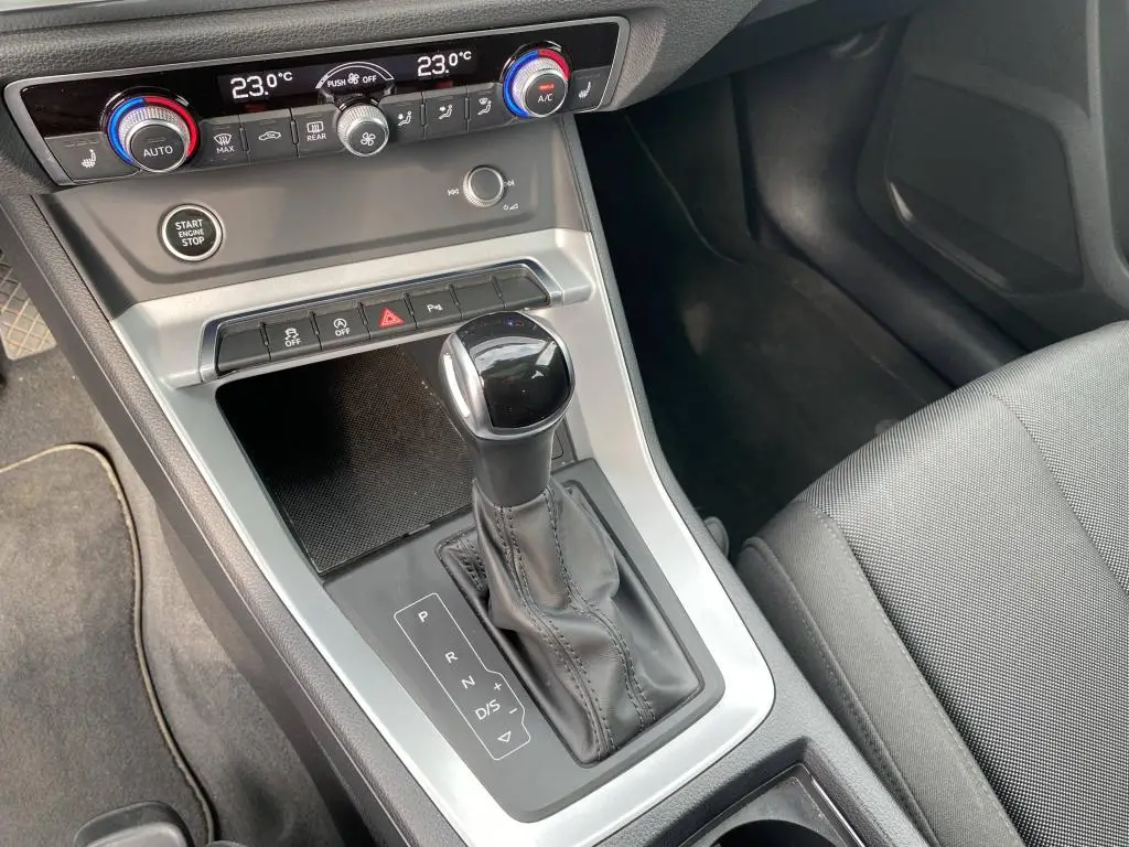Audi Q3 Quattro S tronic 2,0TDI / 110kW