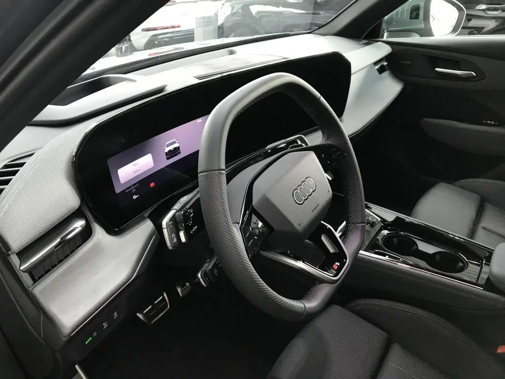 Audi Q3 quattro ST7 2,0TFSI / 150kW