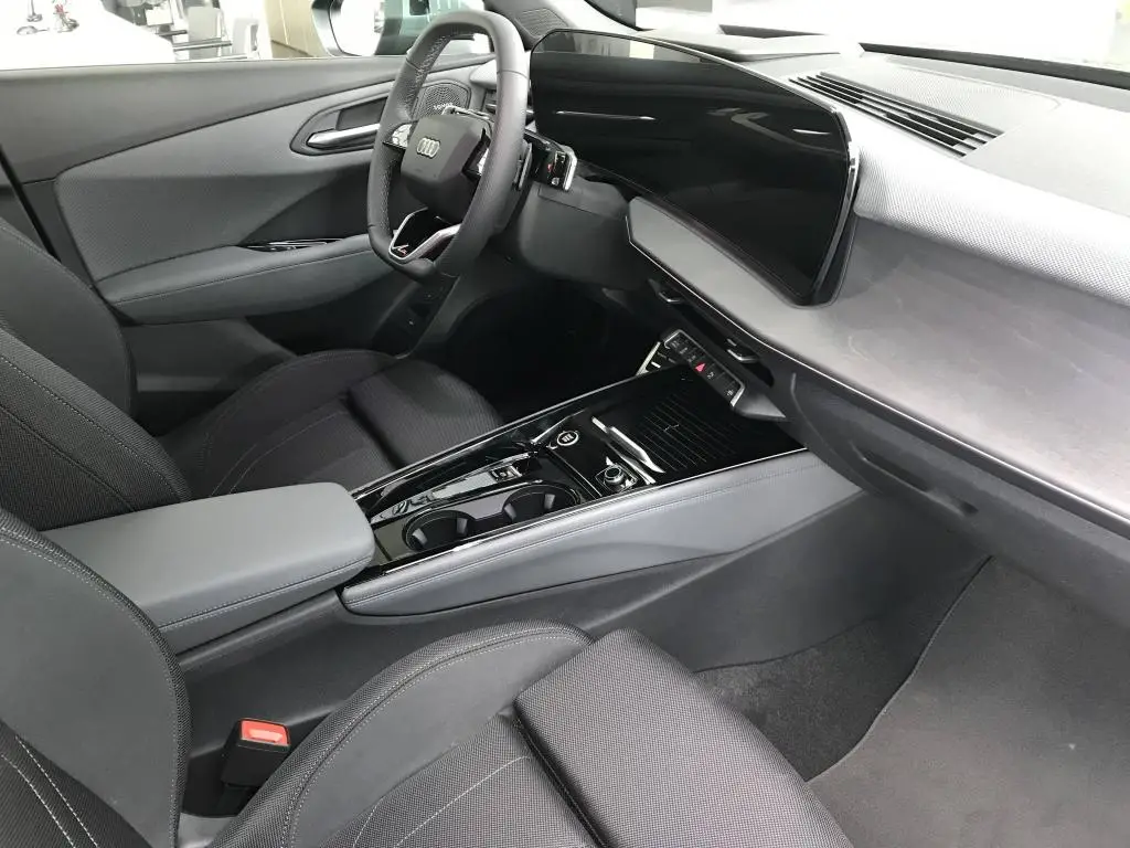 Audi Q3 quattro ST7 2,0TFSI / 150kW