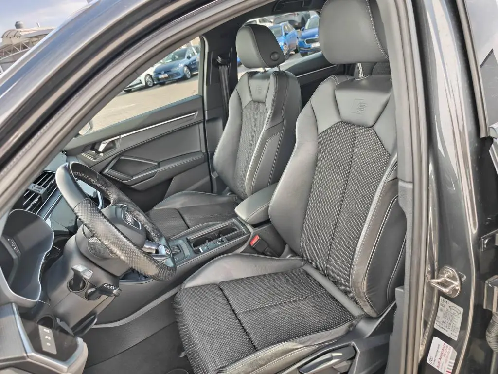 Audi Q3 Sportback 35 S line STT 1,5TFSI CoD / 110kW