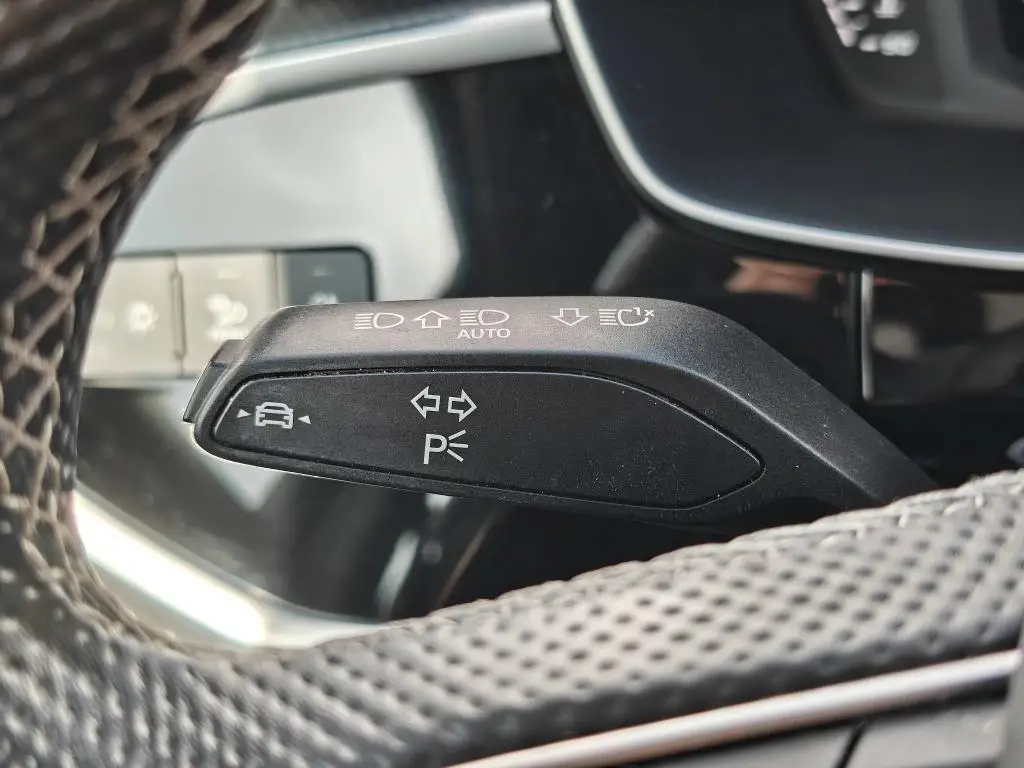 Audi Q3 Sportback 35 S line STT 1,5TFSI CoD / 110kW