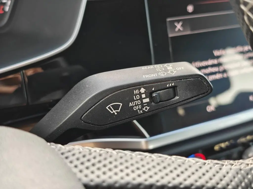 Audi Q3 Sportback 35 S line STT 1,5TFSI CoD / 110kW